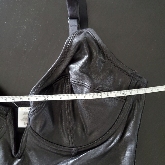 Deep V-Neck Leather Shapewear Thong Bodysuit - Picture 6 of 7